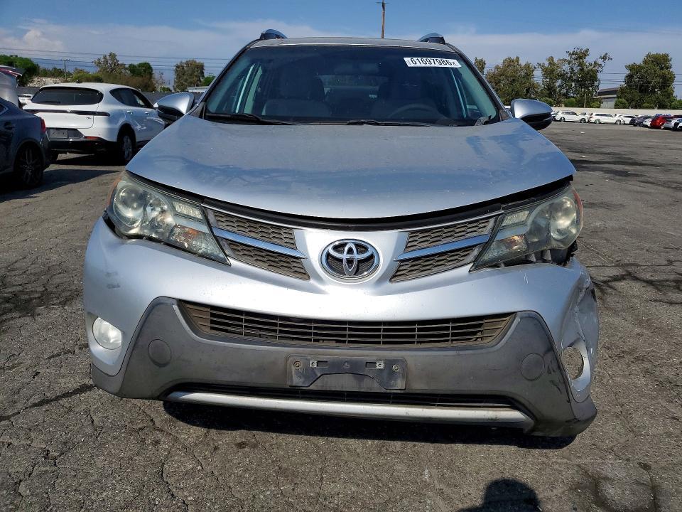 2014 TOYOTA RAV4 XLE — Фото 5 из 13