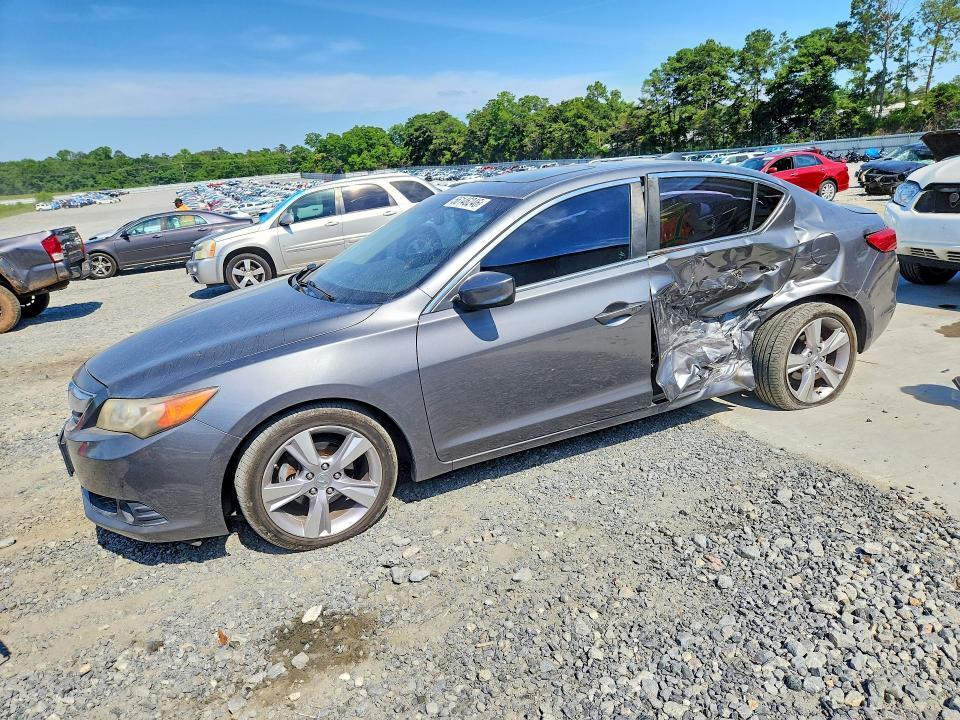 19VDE1F70DE005203 2013 ACURA ILX photo no. 1