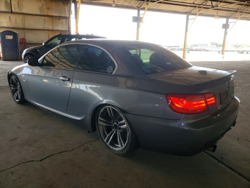 2013 BMW 335 I — Фото 2 из 12
