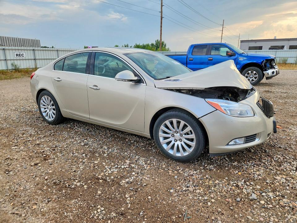 2G4GS5EV4D9175322 2013 BUICK REGAL photo no. 4