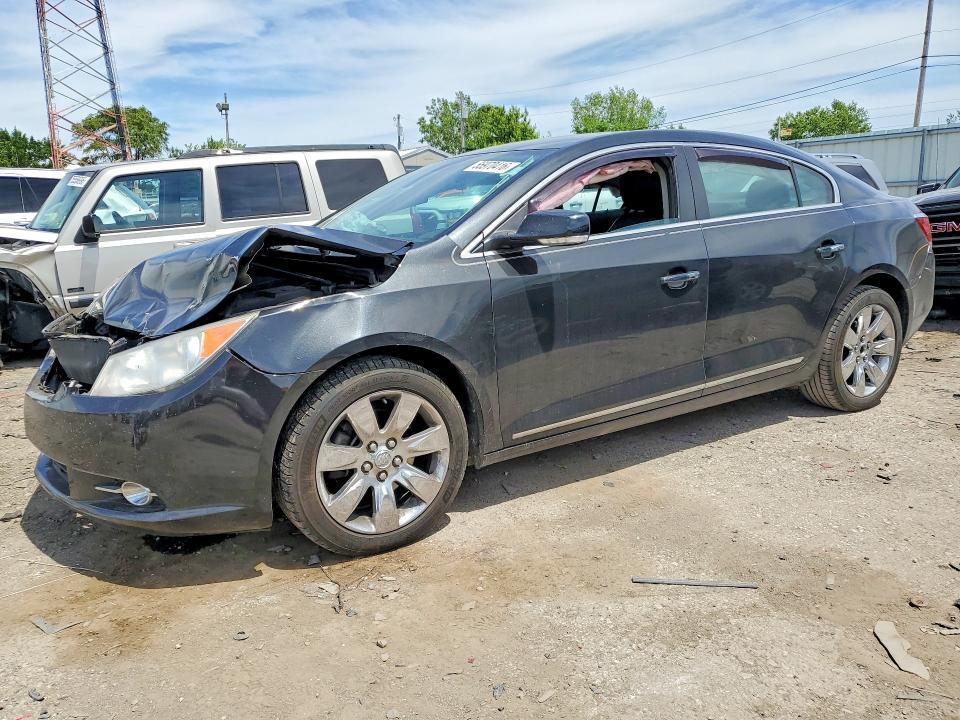 1G4GC5E30DF218931 2013 BUICK LACROSSE photo no. 1