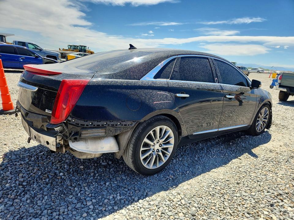 2013 CADILLAC XTS PLATINUM — Фото 3 из 13