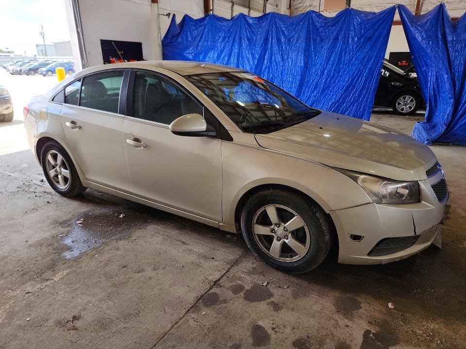2013 CHEVROLET CRUZE LT — Фото 4 из 12