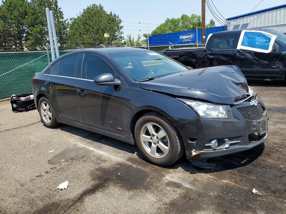 1G1PD5SB8D7223620 2013 CHEVROLET CRUZE photo no. 4
