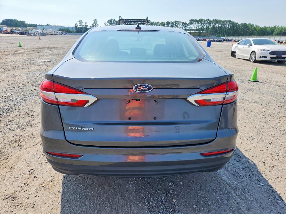 2020 FORD FUSION S — Фото 6 из 12