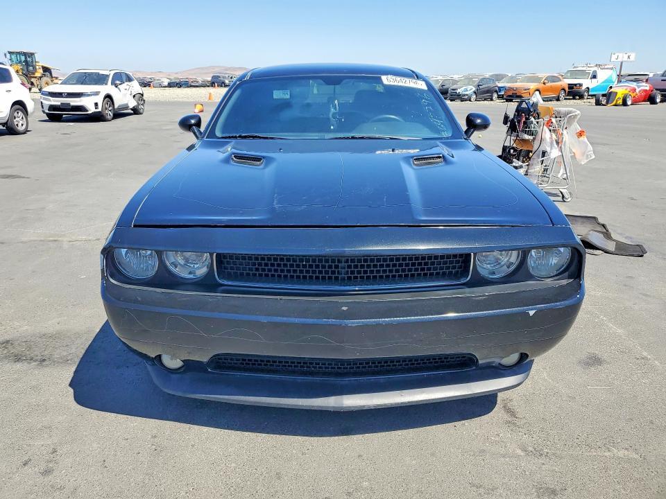 2013 DODGE CHALLENGER R/T — Фото 5 из 12