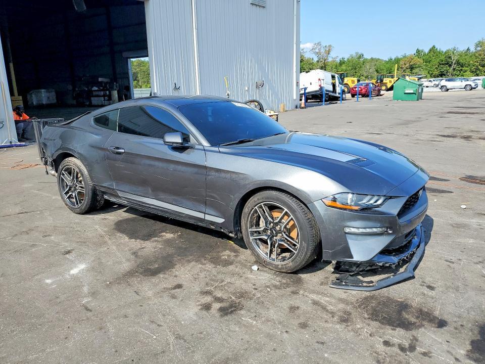 2020 FORD MUSTANG — Фото 4 из 12