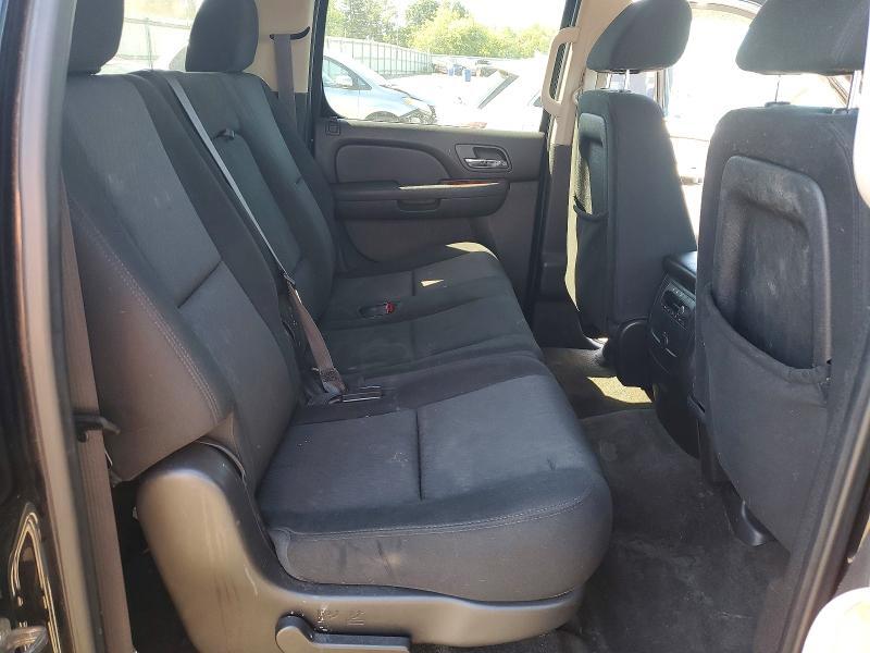 2013 CHEVROLET SUBURBAN K1500 LS — Фото 11 из 13