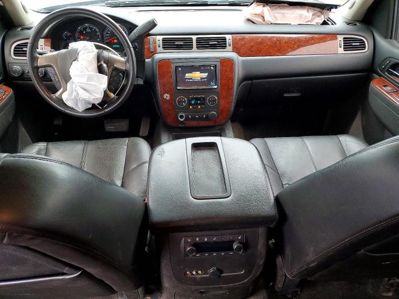 2013 CHEVROLET SUBURBAN — Фото 8 из 13