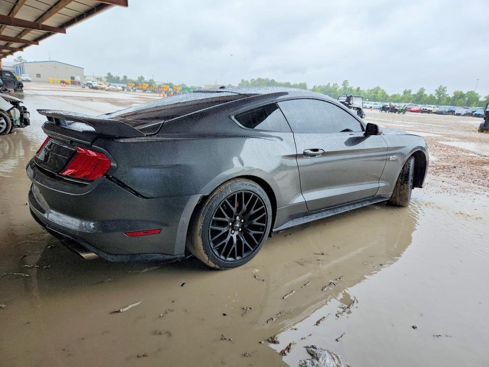 2020 FORD MUSTANG GT — Фото 3 из 12