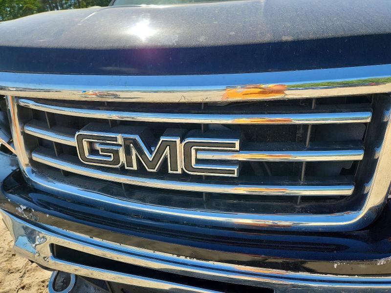 2013 GMC SIERRA K1500 SLE — Фото 11 из 12