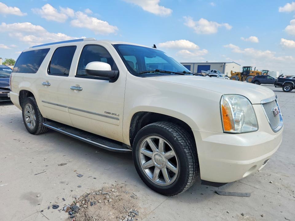 2013 GMC YUKON XL DENALI — Фото 4 из 13