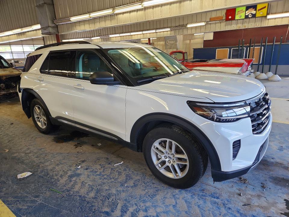 2025 FORD EXPLORER ACTIVE — Фото 4 из 13