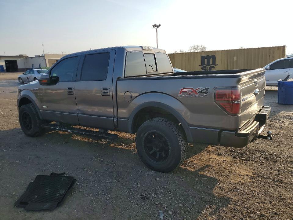 2013 FORD F150 — Фото 2 из 12