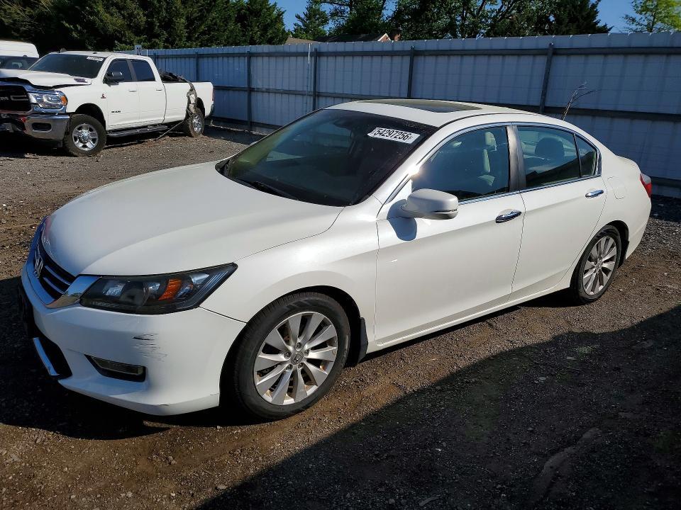 1HGCR2F84DA134751 2013 HONDA ACCORD photo no. 1