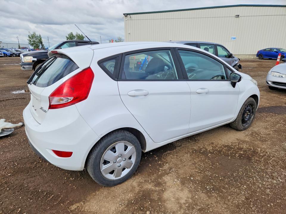 2013 FORD FIESTA SE — Фото 3 из 13