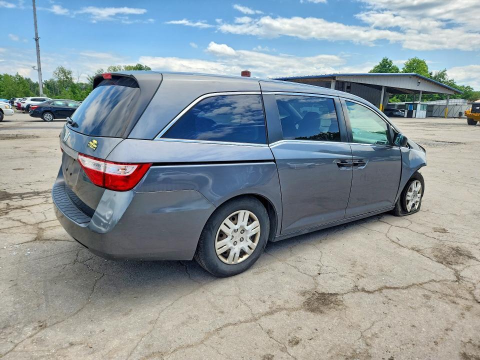 2013 HONDA ODYSSEY LX — Фото 3 из 14