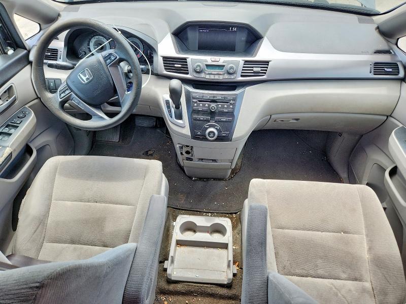 2013 HONDA ODYSSEY LX — Фото 8 из 14