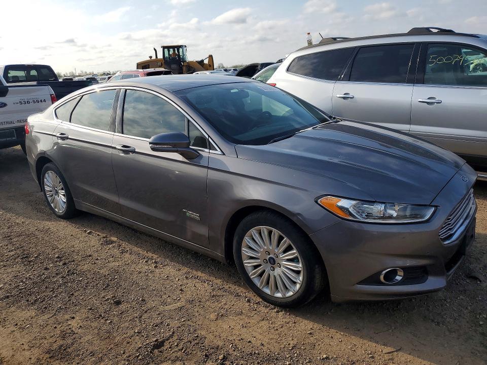 2013 FORD FUSION SE PHEV — Фото 4 из 12