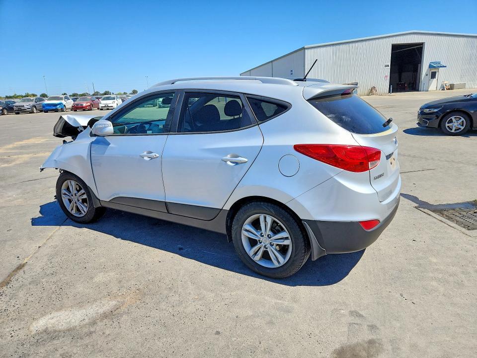 2013 HYUNDAI TUCSON GLS — Фото 2 из 13