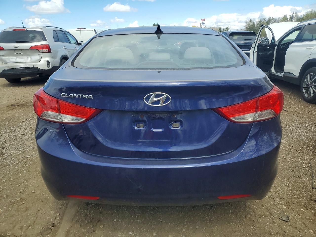 2013 HYUNDAI ELANTRA GLS — Фото 6 из 12
