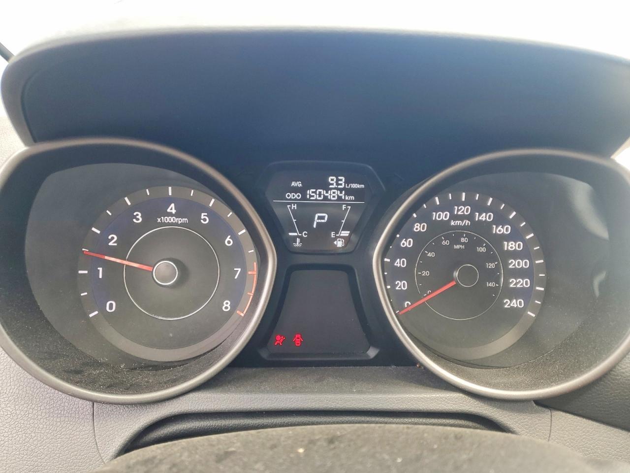 2013 HYUNDAI ELANTRA GLS — Фото 9 из 12