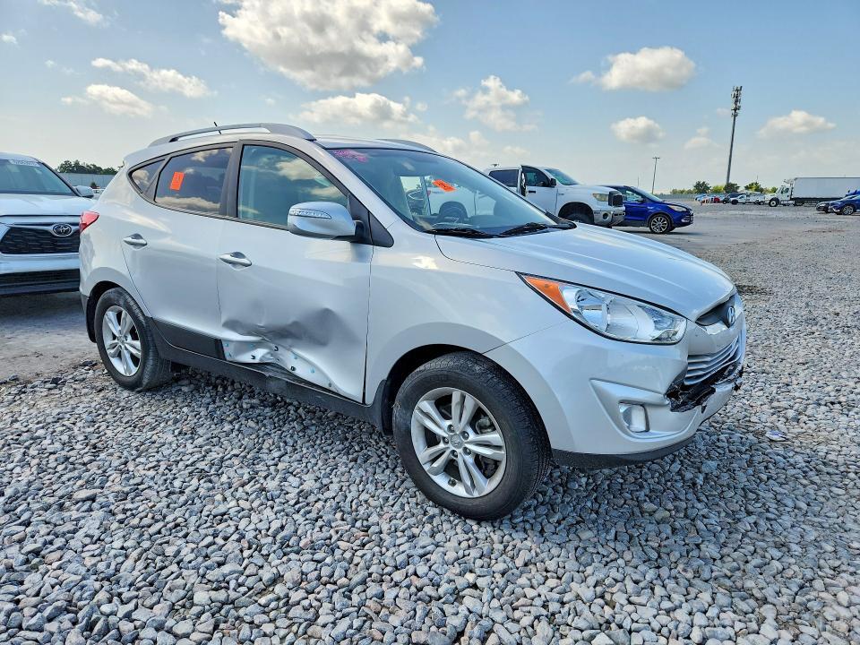 2013 HYUNDAI TUCSON GLS — Фото 4 из 12