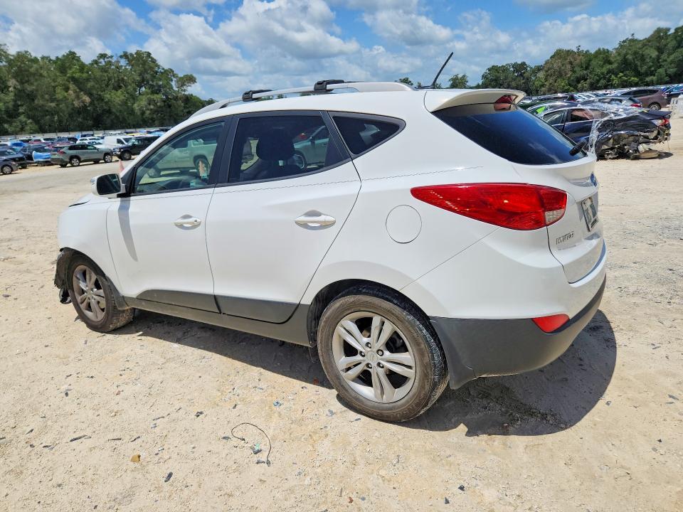 2013 HYUNDAI TUCSON GLS — Фото 2 из 13