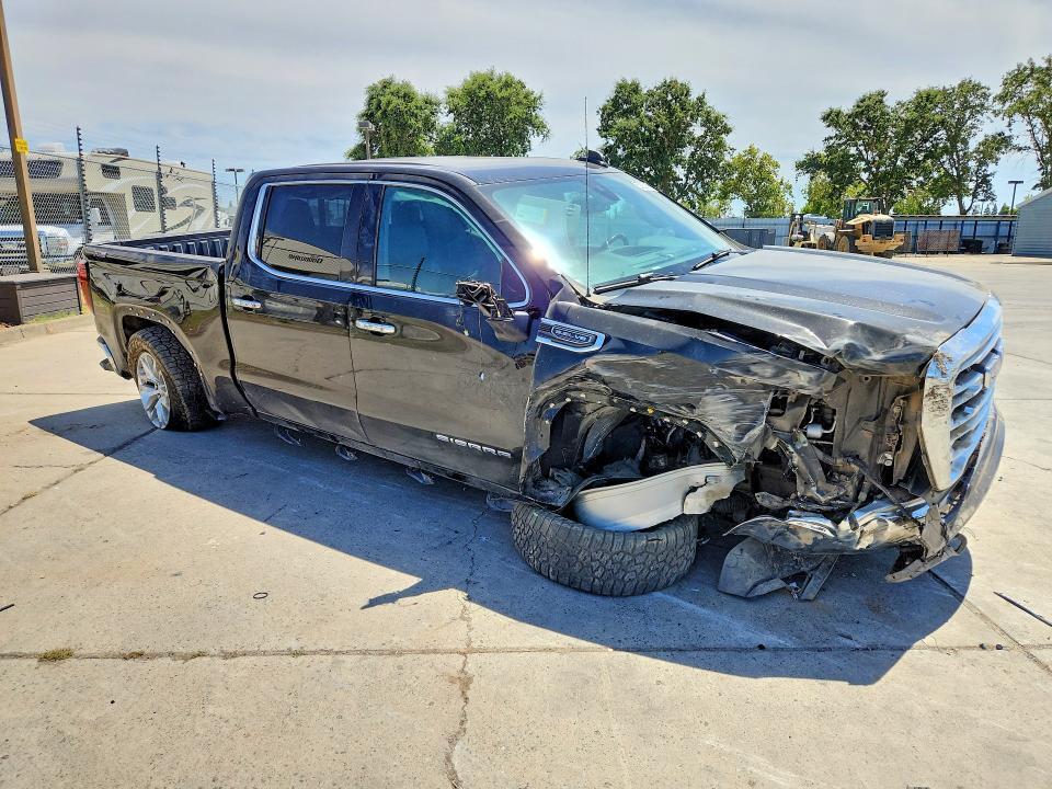 2020 GMC SIERRA K1500 SLT — Фото 4 из 13