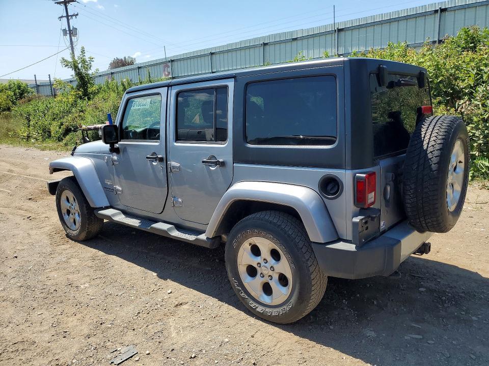 2013 JEEP WRANGLER UNLIMITED SAHARA — Фото 2 из 13
