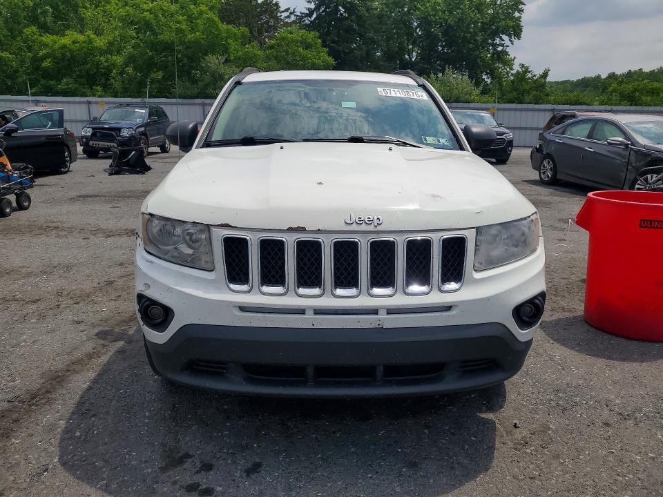 2013 JEEP COMPASS SPORT — Фото 5 из 13