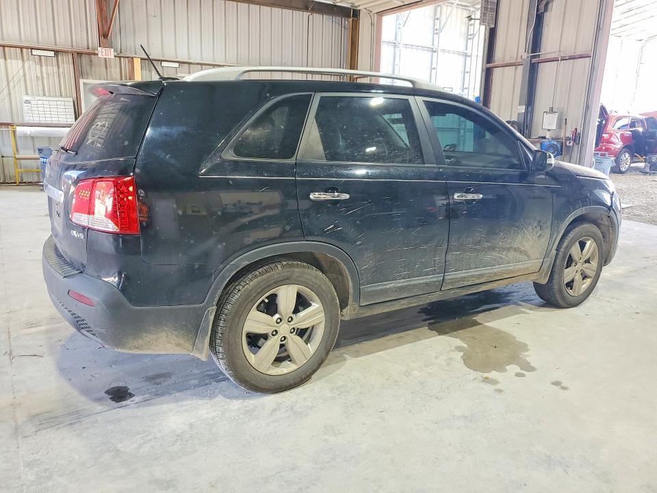 2013 KIA SORENTO — Фото 3 из 13