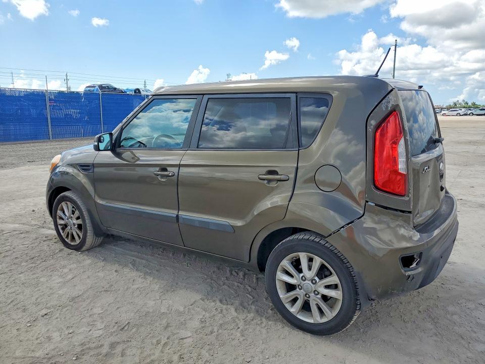 2013 KIA SOUL — Фото 2 из 12