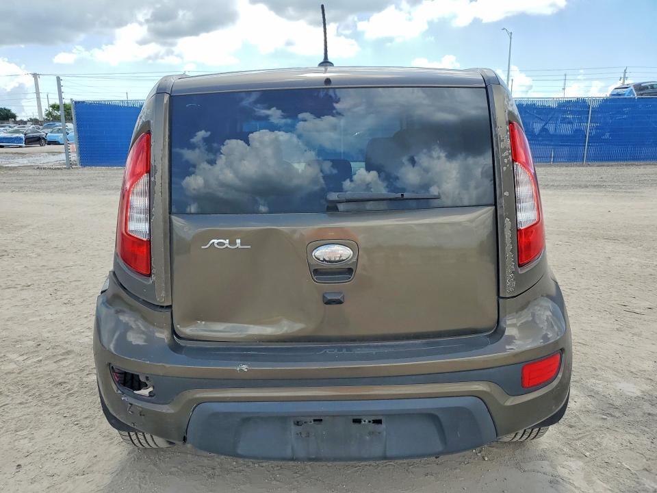 2013 KIA SOUL — Фото 6 из 12