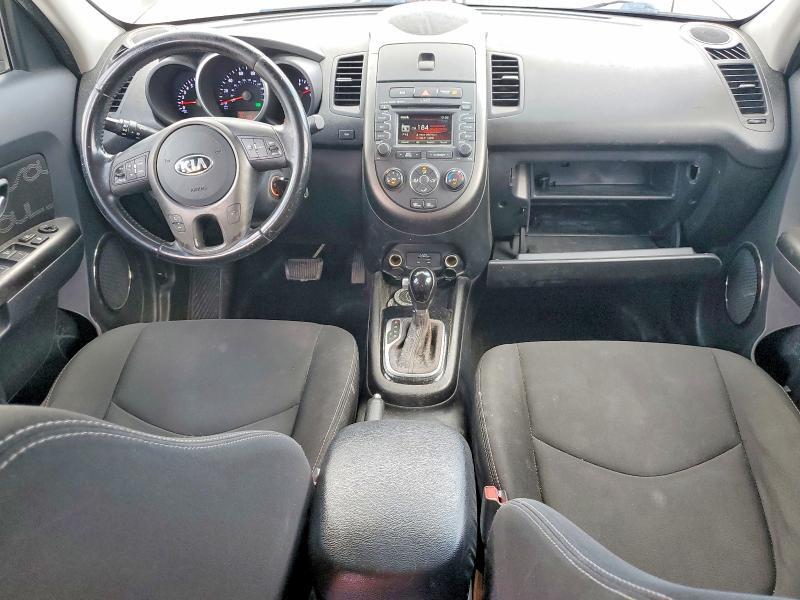 2013 KIA SOUL — Фото 8 из 12