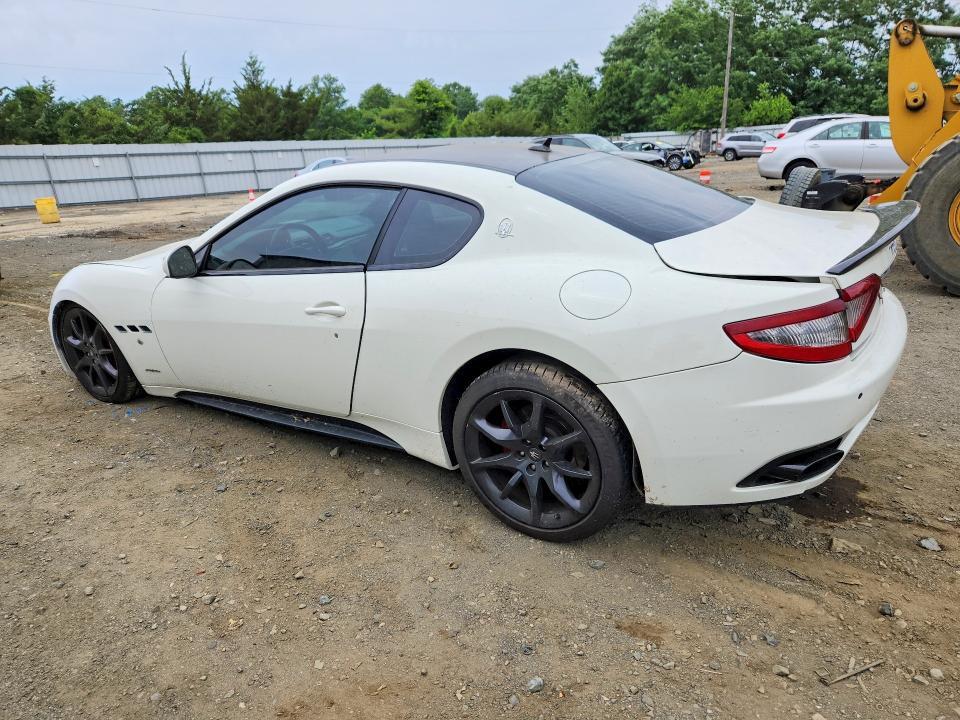 2013 MASERATI GRANTURISMO S — Фото 2 из 12
