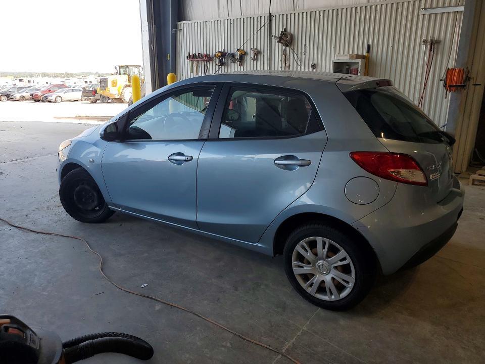 2013 MAZDA MAZDA2 — Фото 2 из 12