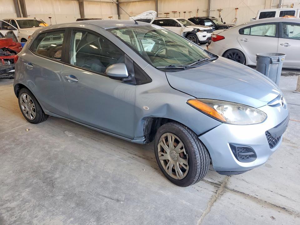 2013 MAZDA MAZDA2 — Фото 4 из 12