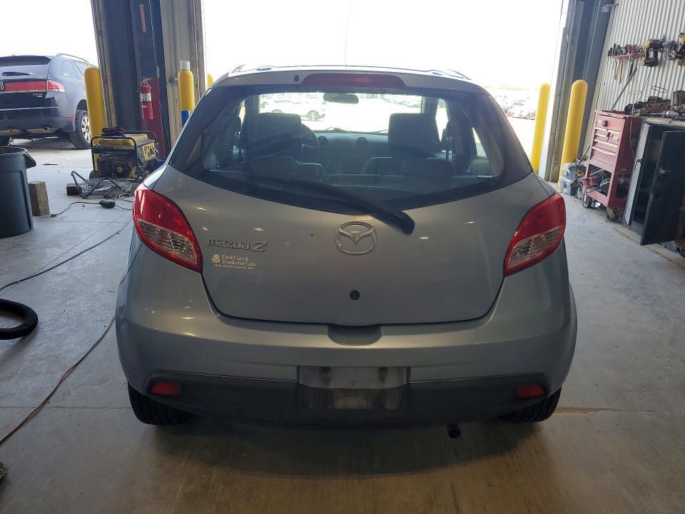 2013 MAZDA MAZDA2 — Фото 6 из 12