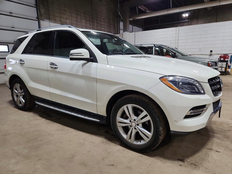 2013 MERCEDES-BENZ ML 350 4MATIC — Фото 4 из 13