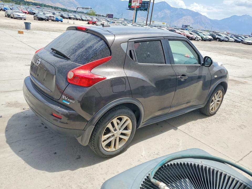 2013 NISSAN JUKE S — Фото 3 из 12