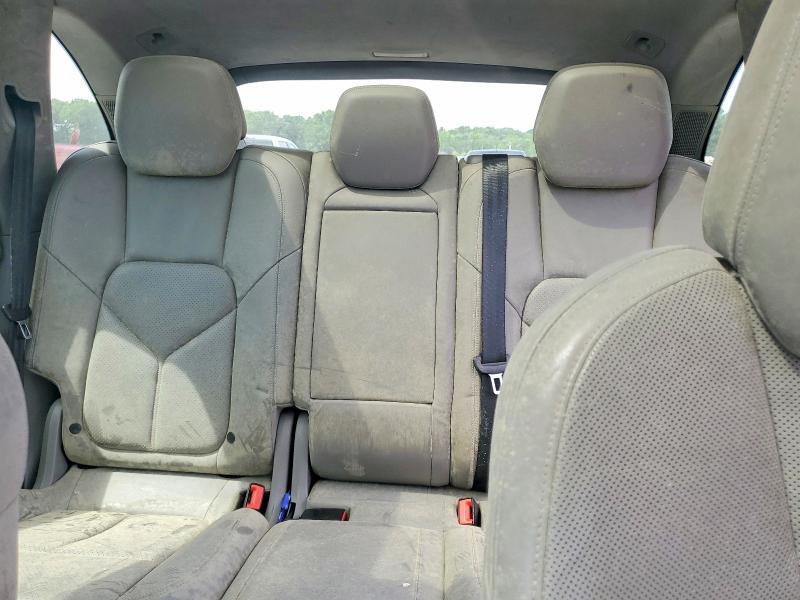 2013 PORSCHE CAYENNE GTS — Фото 10 из 13