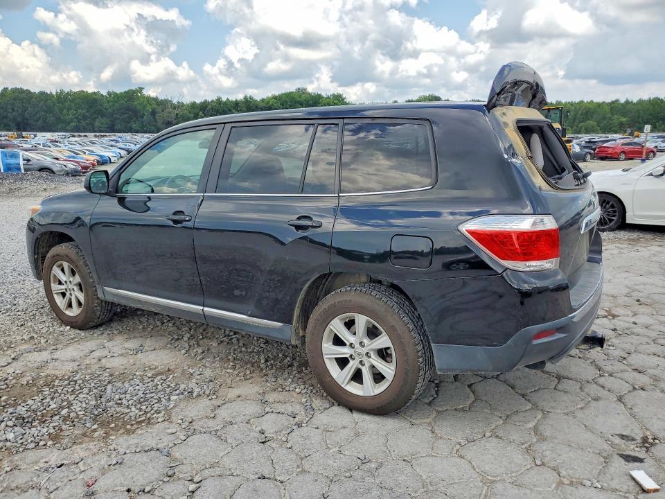 2013 TOYOTA HIGHLANDER BASE — Фото 2 из 13