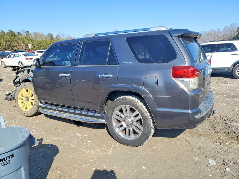 2013 TOYOTA 4RUNNER LIMITED — Фото 2 из 13