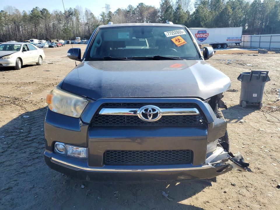 2013 TOYOTA 4RUNNER LIMITED — Фото 5 из 13