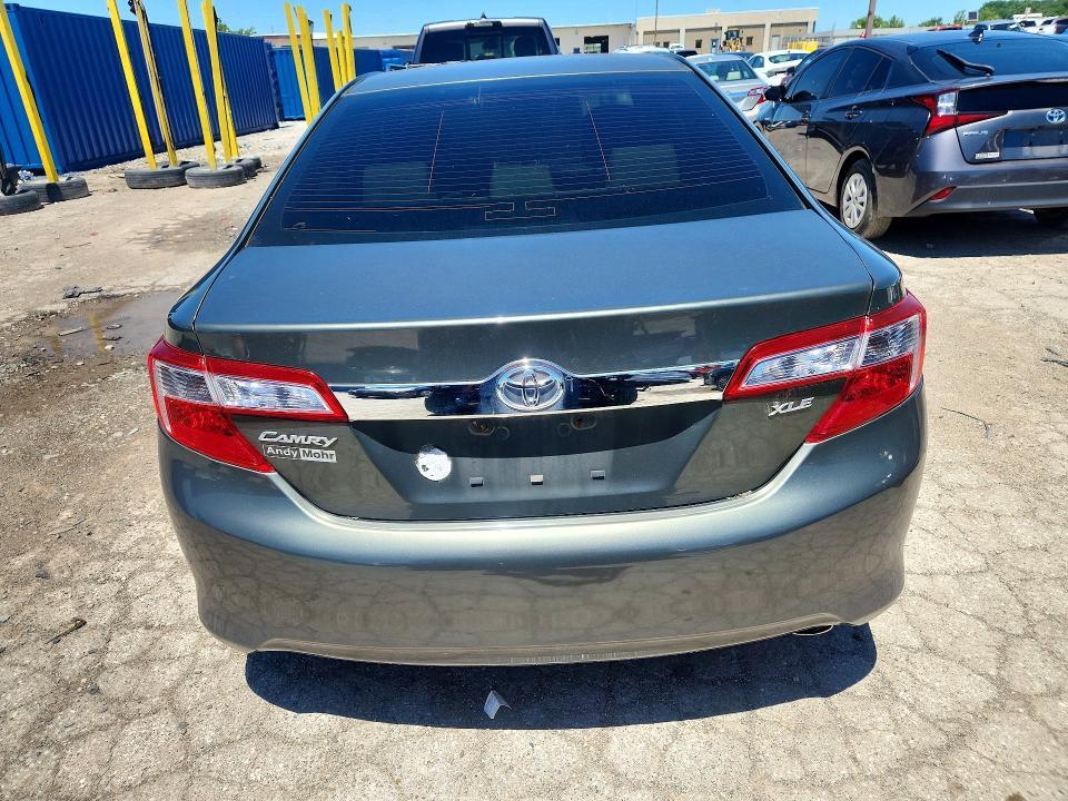 2013 TOYOTA CAMRY XLE — Фото 6 из 12