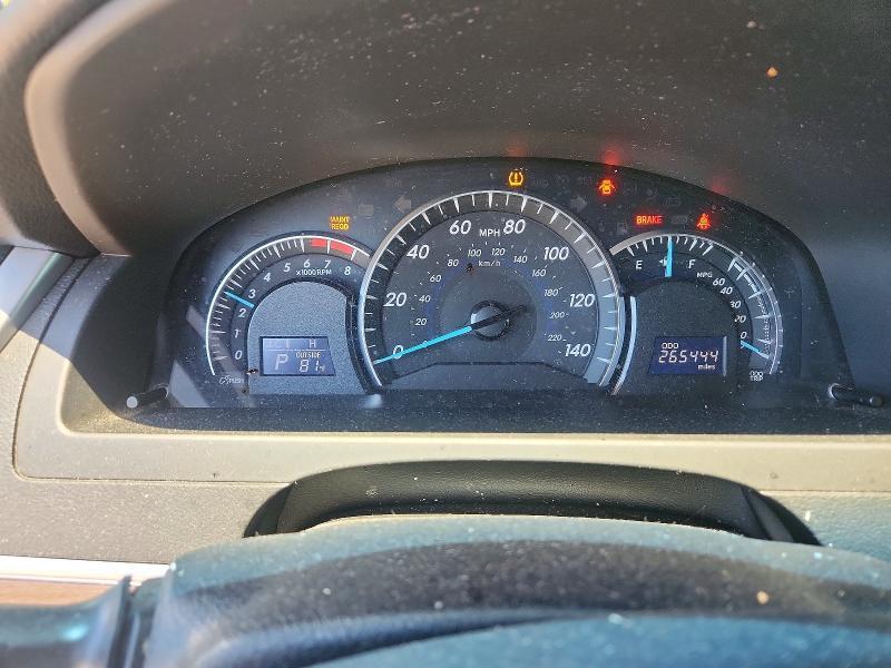 2013 TOYOTA CAMRY XLE — Фото 9 из 12
