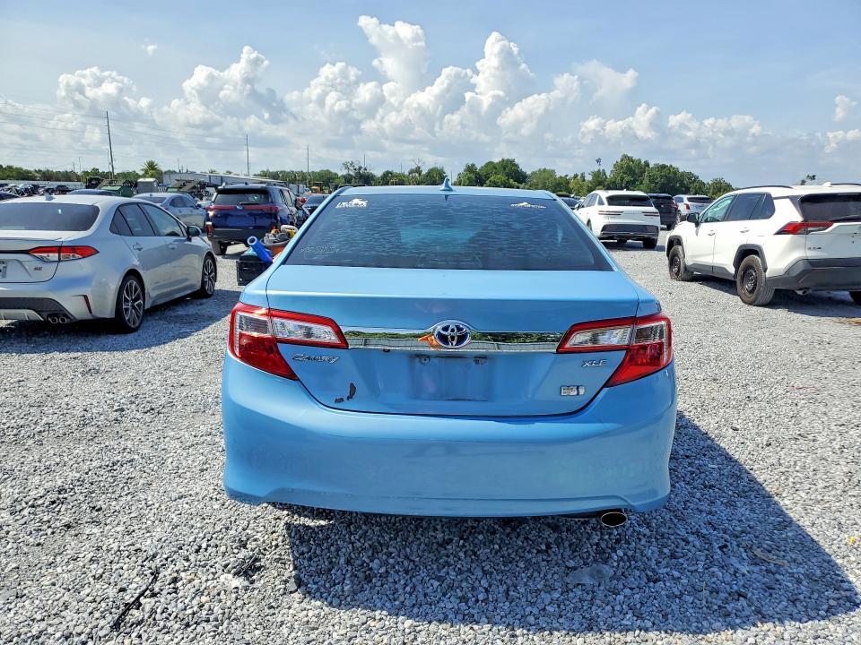 2013 TOYOTA CAMRY HYBRID XLE — Фото 6 из 12