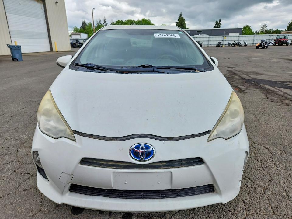 2013 TOYOTA PRIUS C TWO — Фото 5 из 12