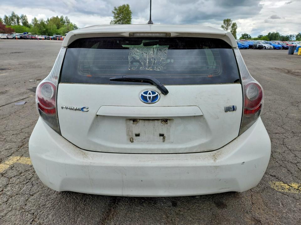 2013 TOYOTA PRIUS C TWO — Фото 6 из 12